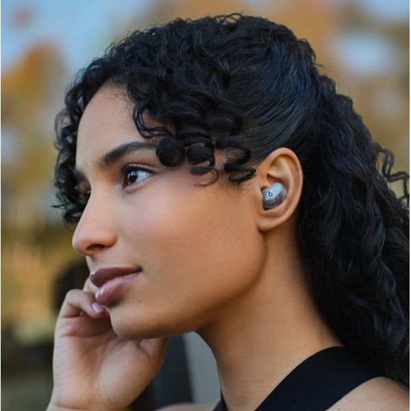 Beats Studio Buds + Noise Cancelling Earbuds - Transparent