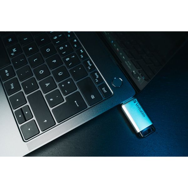 Verbatim Silver/Black Secure Pro USB 3.0 Flash Drive 32GB 98665
